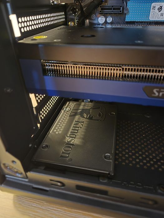 PC Gaming Stealth - Ryzen 5 5500 | Arc 750 | 16GM RAM | 1.2TB