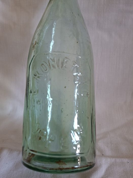 Butelka Kknietzko Oppeln Opole
Butelka E.Konietzko
Cena 200zł 
Zapras