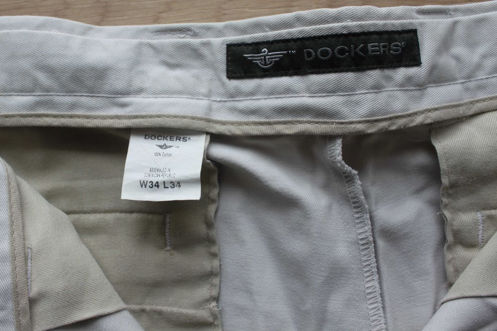 Calças Dockers Classic Fit Flat Front Chino vintage