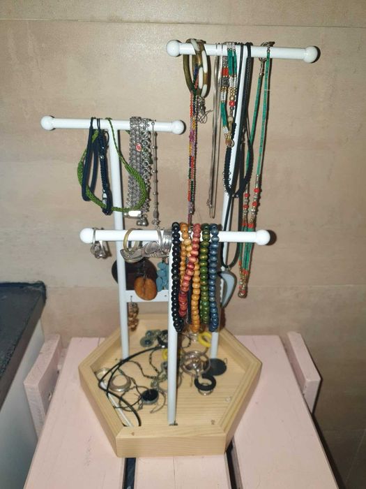 Organizer ekspozytor stojak na biżuterię pojemny elegancki glamour