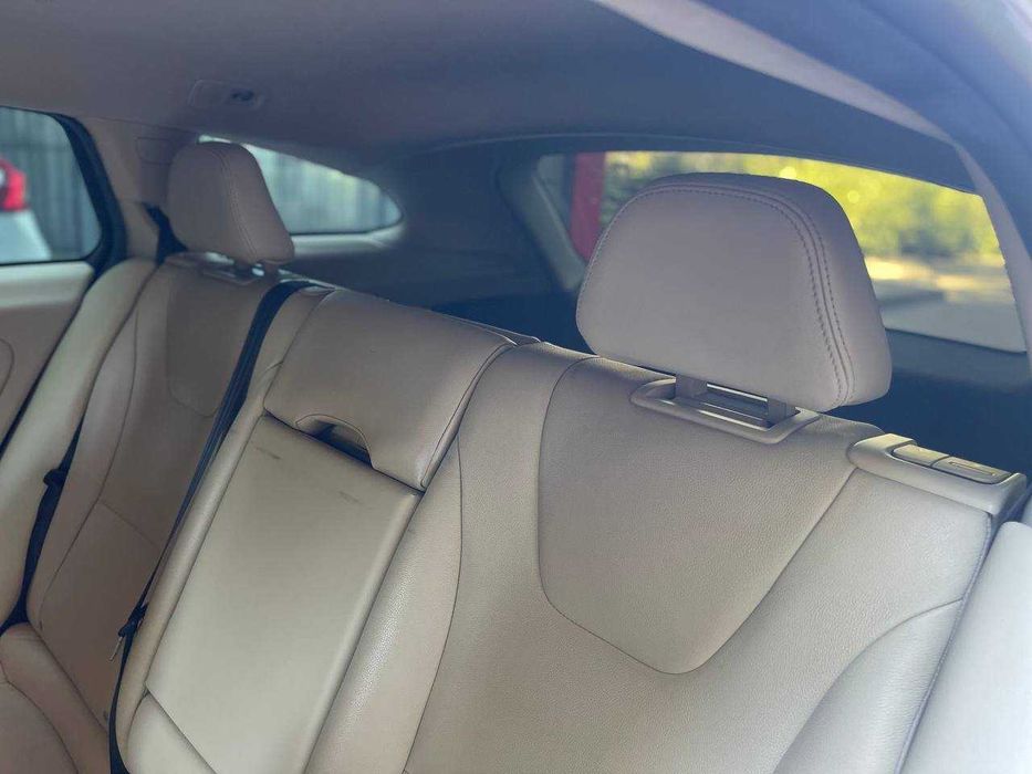 Volvo V60 2.0 бензин