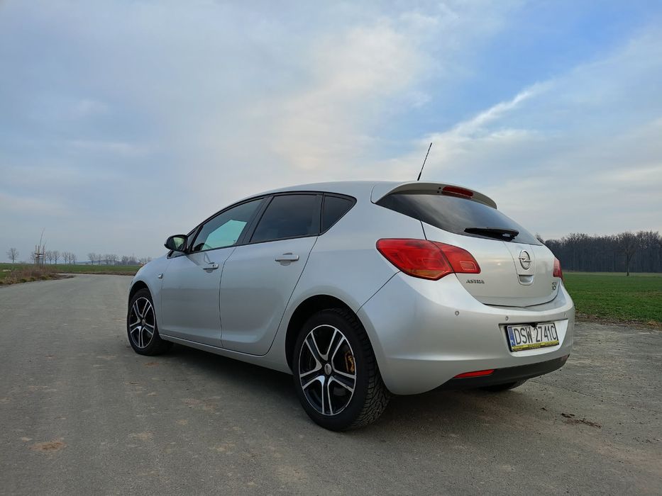 Sprzedam Opel Astra 4 J