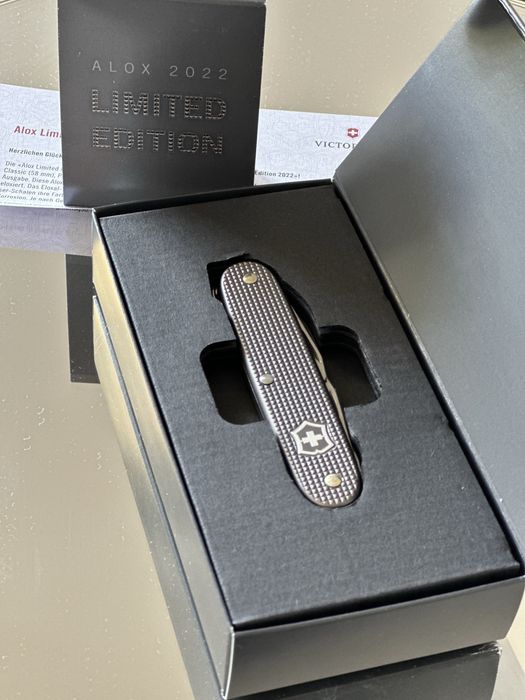 Victorinox Limited edition 2022 zestaw