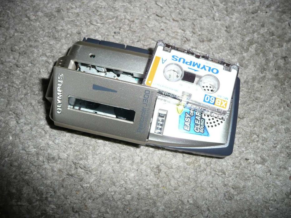 DYKTAFON OLYMPUS  J300 analog + kaseta