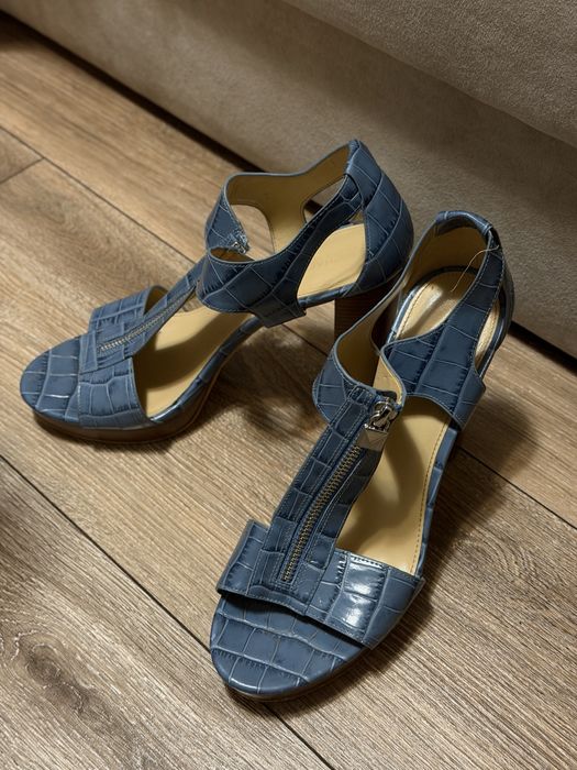 Michael kors сандалі кожа крокодила 39 розмір