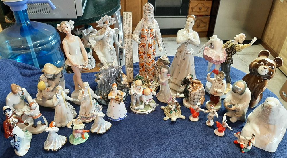 Фарфоровые статуэтки Советского периода.