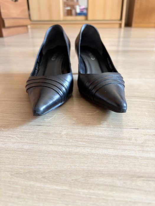 Elegancjie modne szpilki damskie