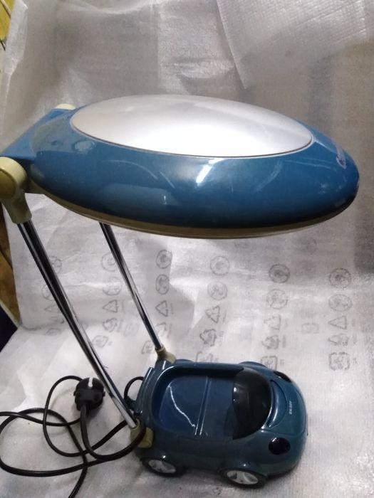 Лампа машинка настольная