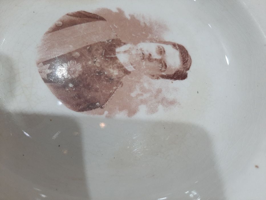 Prato em faiança D.Manuel II (1°met séc XX)