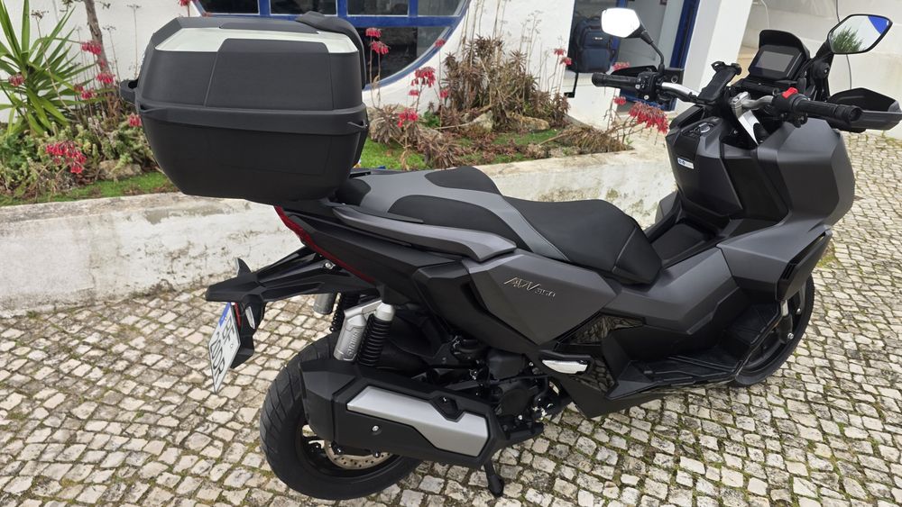 Honda ADV 350 como nova