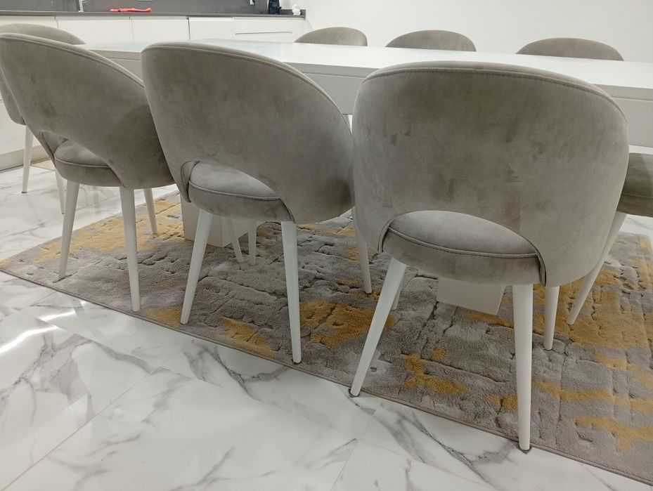 Mesa sala com cadeirões
