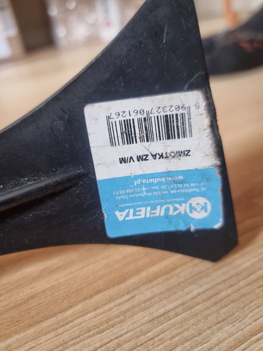 Skrobaczka zmiotka do samochodu do szyb Skrobak