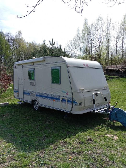 Wynajmę przyczepę kempingową Adria 4/5 osobową. DMC 1300 kg. Myszków.