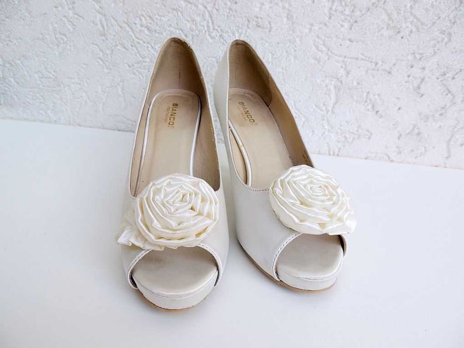 Eleganckie czółenka "BIANCO" roz 39