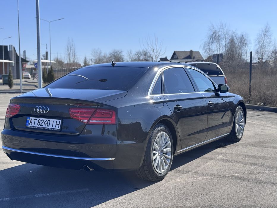 Ауді А8. Квадро 3.0 На повній комплектації