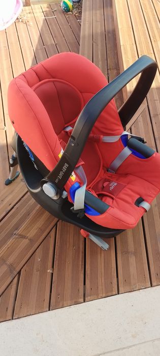 (carro já foi vendido) Ovo Britax Romer isofix pará bebe ótimo estado.