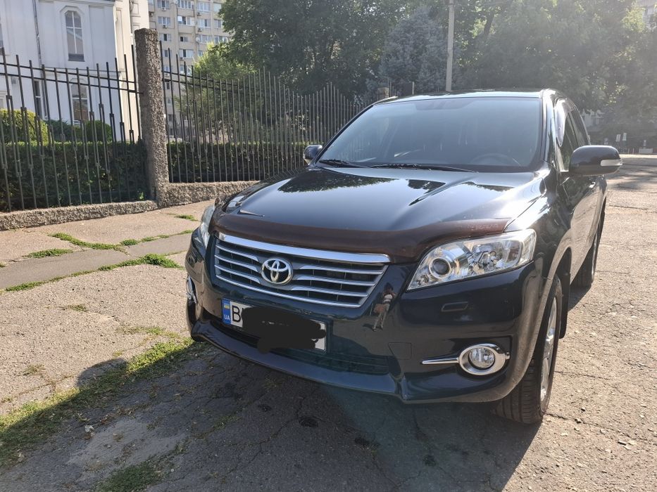 продам тойота Rav 4 2010р пробіг 225 т. , хорошому стані, один хозяїн,є сервісна книжка  12800. $ регіон Одеса