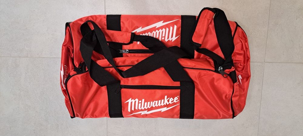MILWAUKEE Duża torba transportowa z kółkami 55 x 35 cm