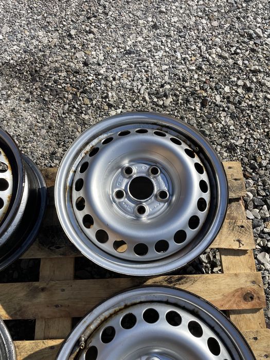 Felgi stalowe VW T5 transporter volkswagen 5x112 16 cali 6,5J et51