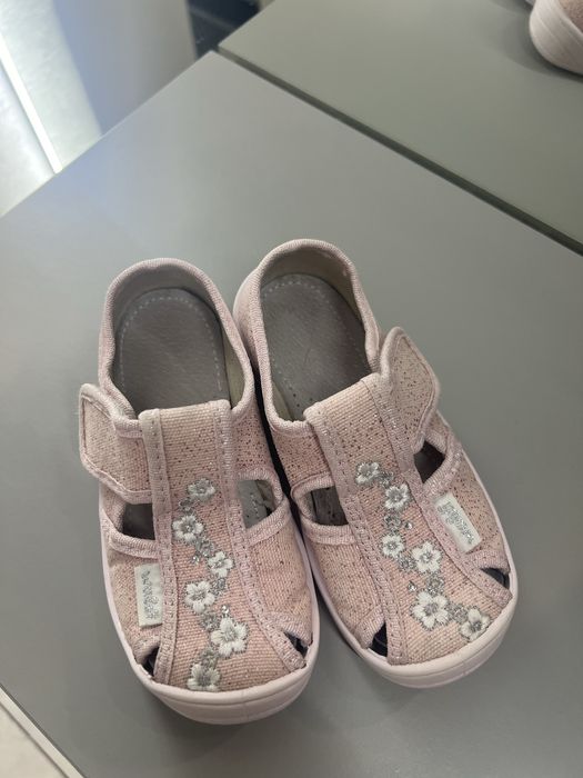 Тапочки в садочок/Тапочки для дівчинки Waldi 25 розмір