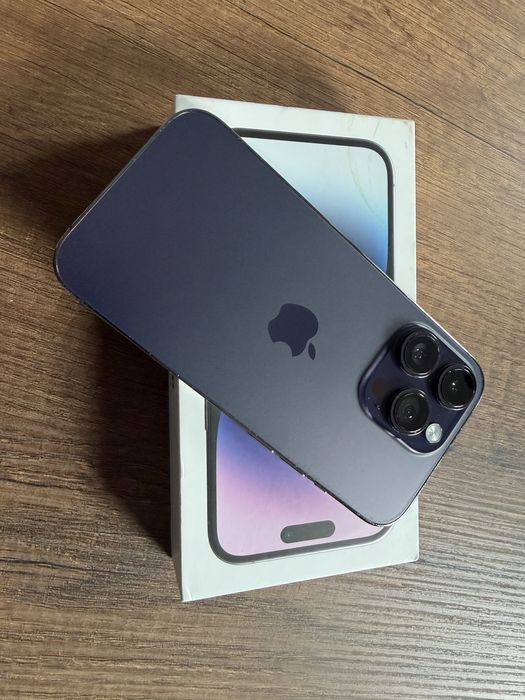 Iphone 14 pro purple