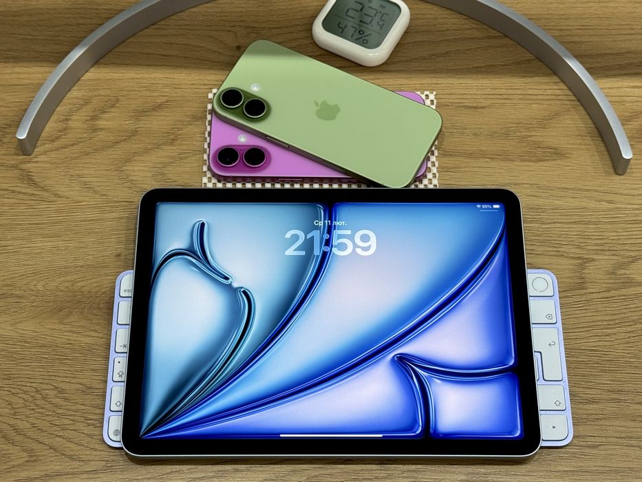 Планшет Apple iPad Air 11 M2 128GB Blue (АКБ 100% 74 циклів, bypass)