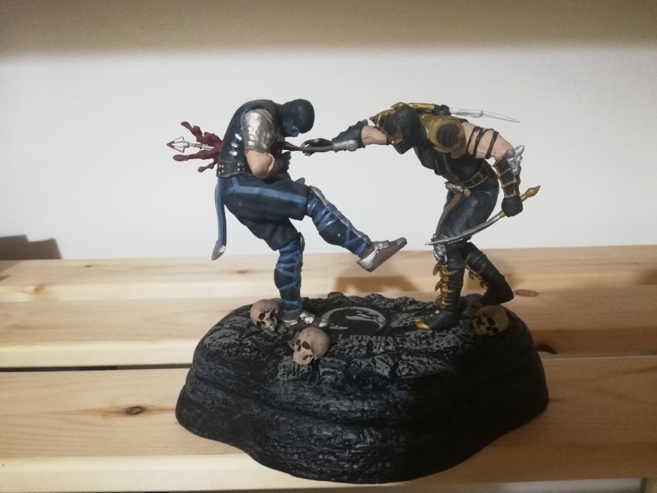 Lost and Mortal Kombat - Statues64286371042178122