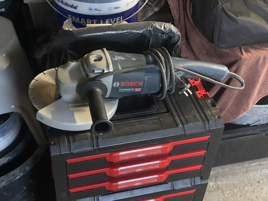 Bosch GWS 22-230JH