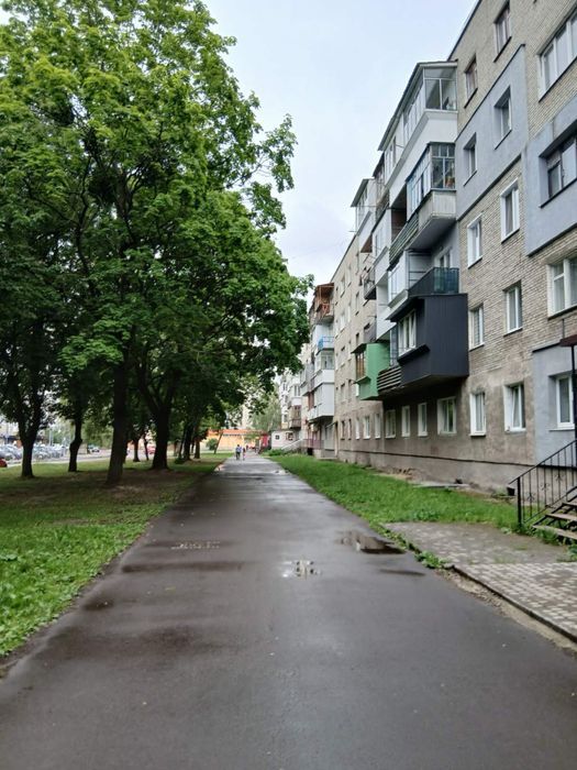 Продаж 2-х кімнатної квартири під ремонт!