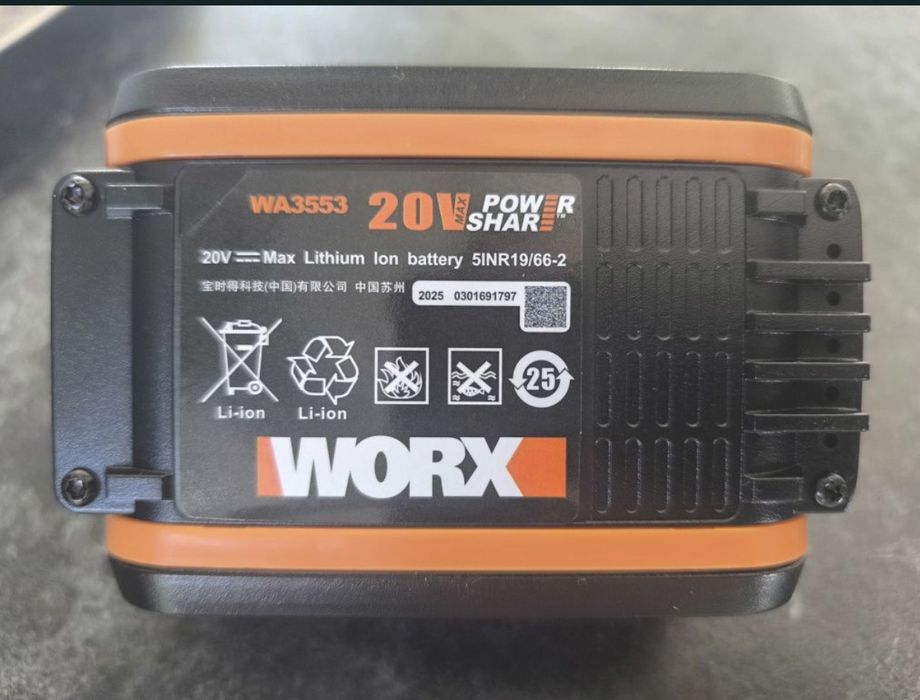 Akumulator worx 8ah  2 szt.