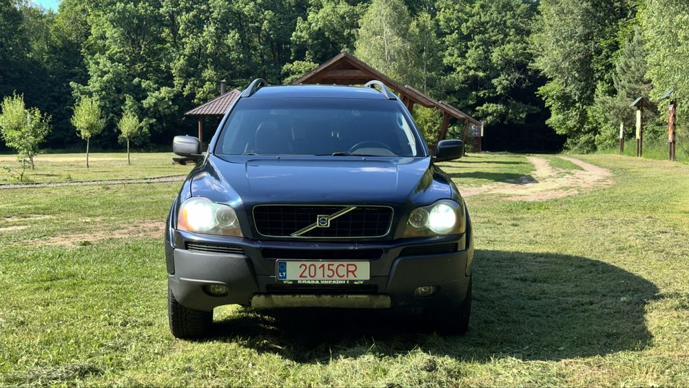 Продам Volvo XC90