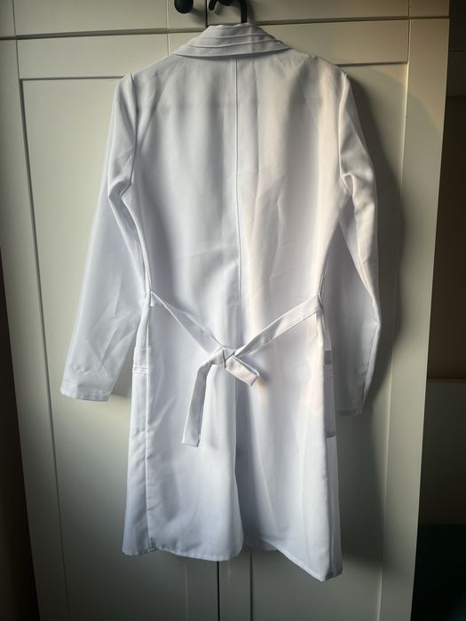 Fartuch medyczny damski