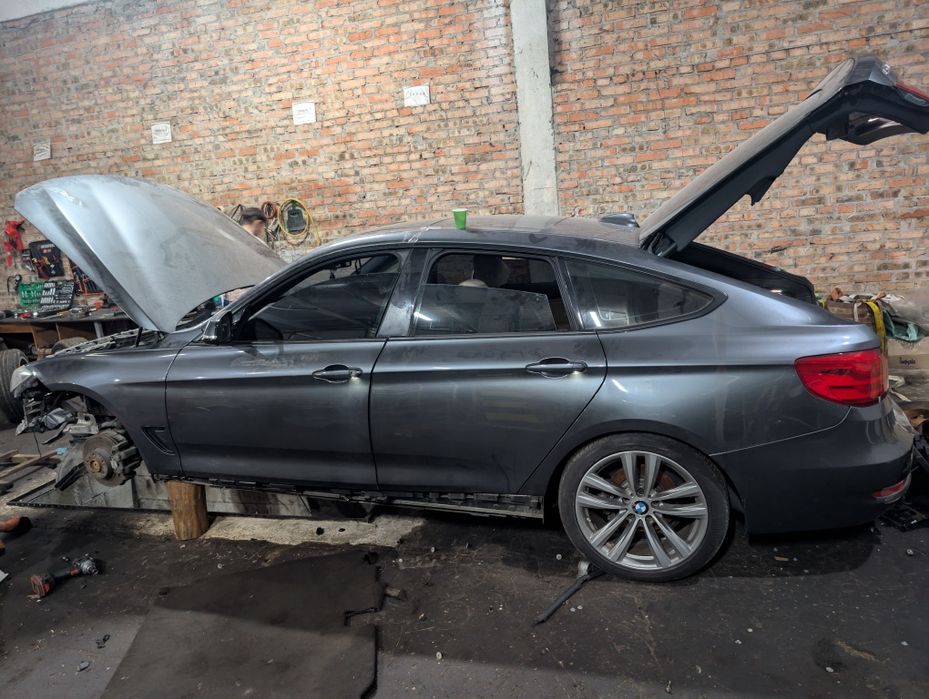 Двері bmw gt f34 колір b39  двері bmw gt f34 двері бмв ф34 двери bmw gt f34 двері bmw f34