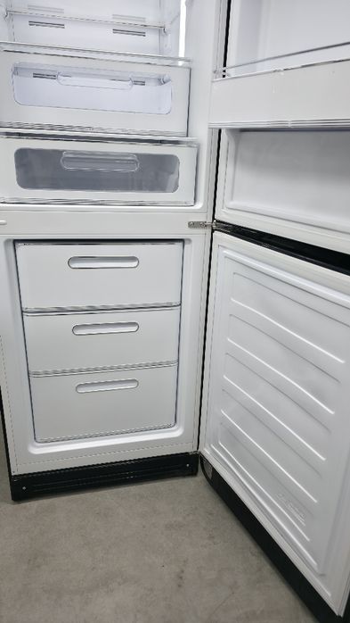Ретро холодильник Smeg FAB32RBL5 NoFrost Чорний глянець Італія
