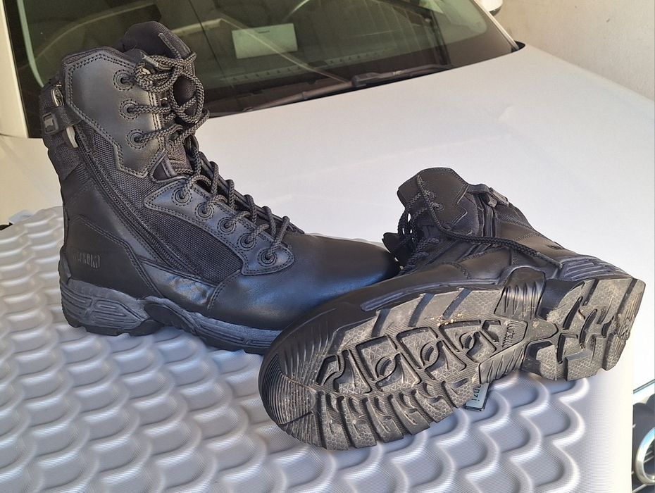 Botas estilo militar - tamanho 42 - usadas duas vezes