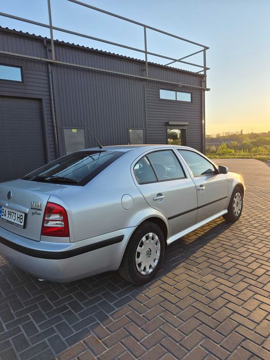 Продам Skoda Oktavia кінець 2002 року, в дуже хорошему стані ("капсула часу") перший власник  в Україні