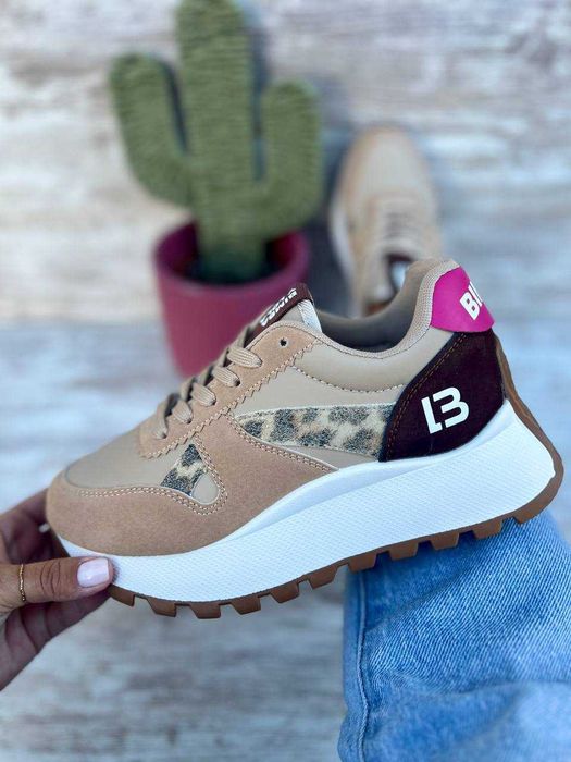 Sapatilhas disponíveis do 36 ao 41