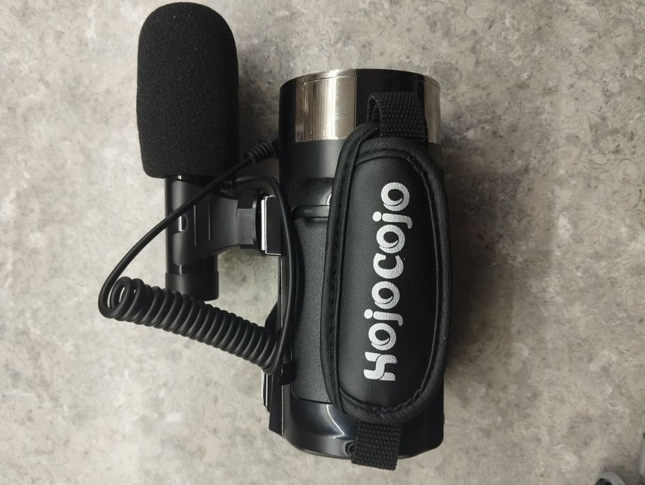 Нова цифрова відеокамера