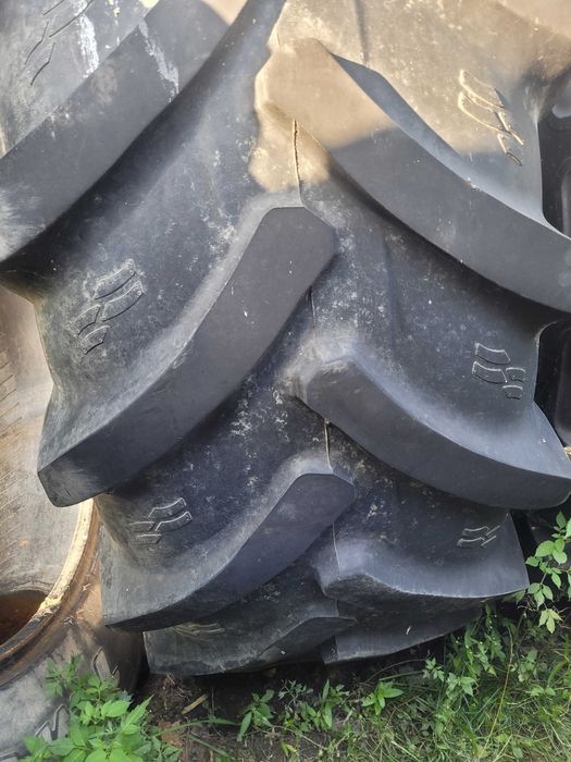 Opona szt 1 alliance 650/85r38