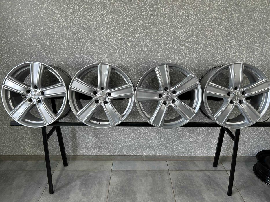 Диски BMW 5/120 R19 8,5J ET35 Dia 72.6