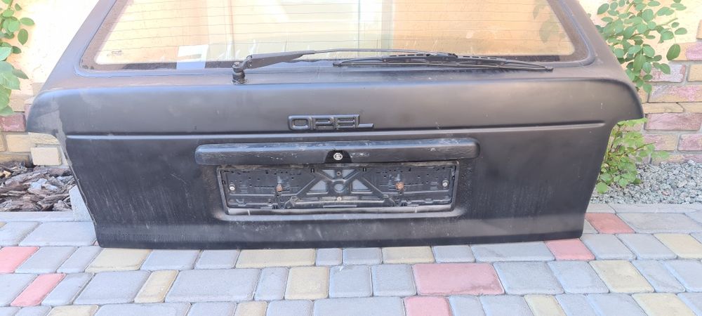 Opel Kadett E Опель Кадет Е Кузовные стекла