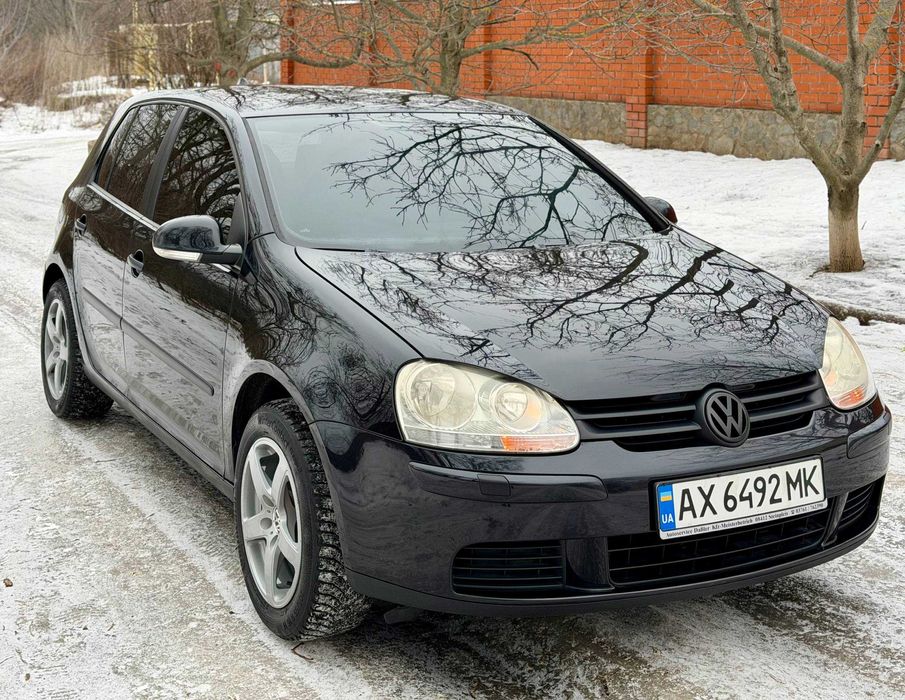 Продам  хорошего Фольксвагена Гольф-5