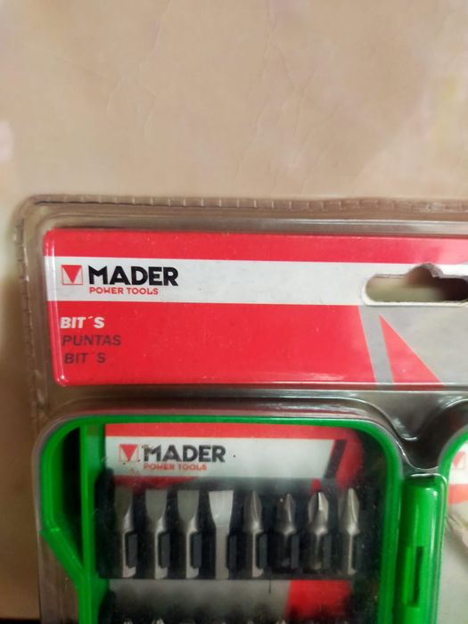 Caixa com 29 Bits Chrome Vanadium Mader64861594755074121