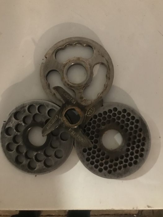 Сетки и ножи для Промышленной мясорубки