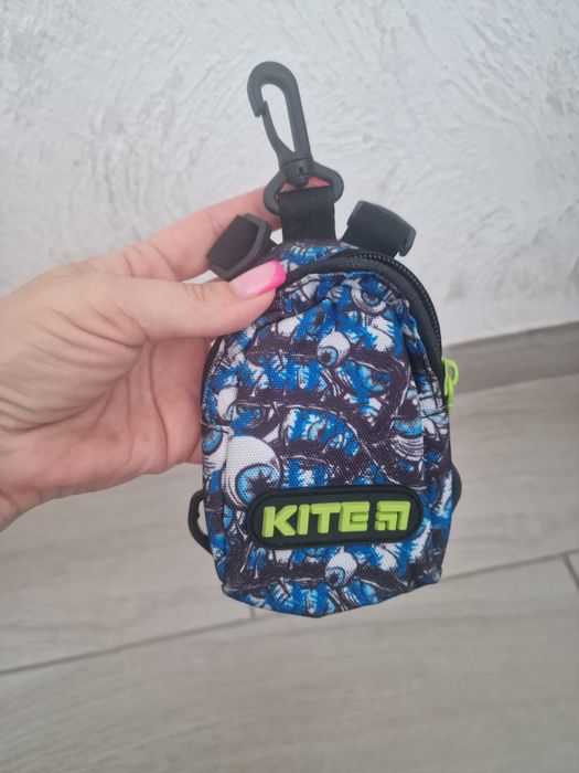 Рюкзак Kite Education K22-2569L для хлопця , стан ідеальний