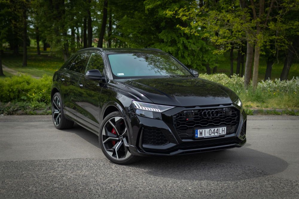 Wynajem aut wypożyczalnia suv Audi RSQ8 PROMOCJA 30dni 14.990!