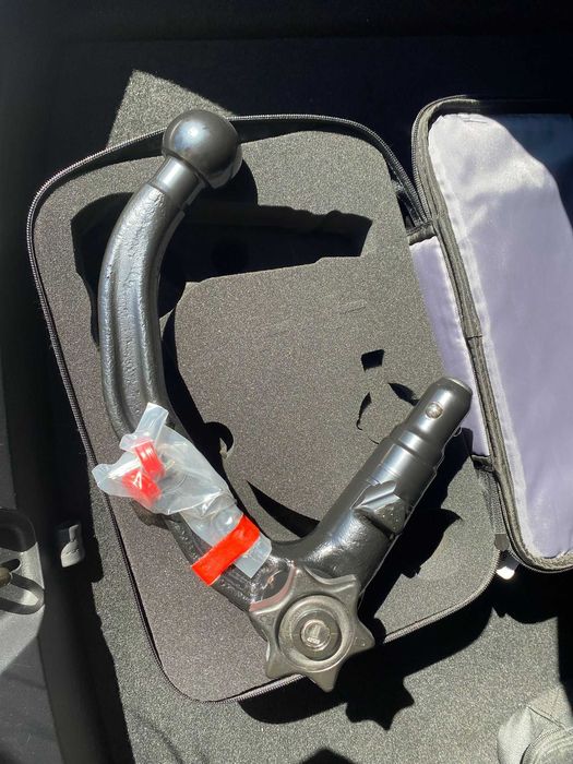 Engate de Reboque TESLA Model 3 Novo Nunca Usado
