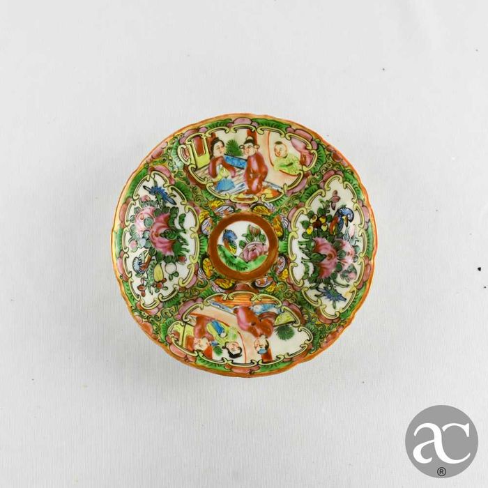 Covilhete em porcelana da China, decoração Mandarim, período Guangxu, séc. XIX