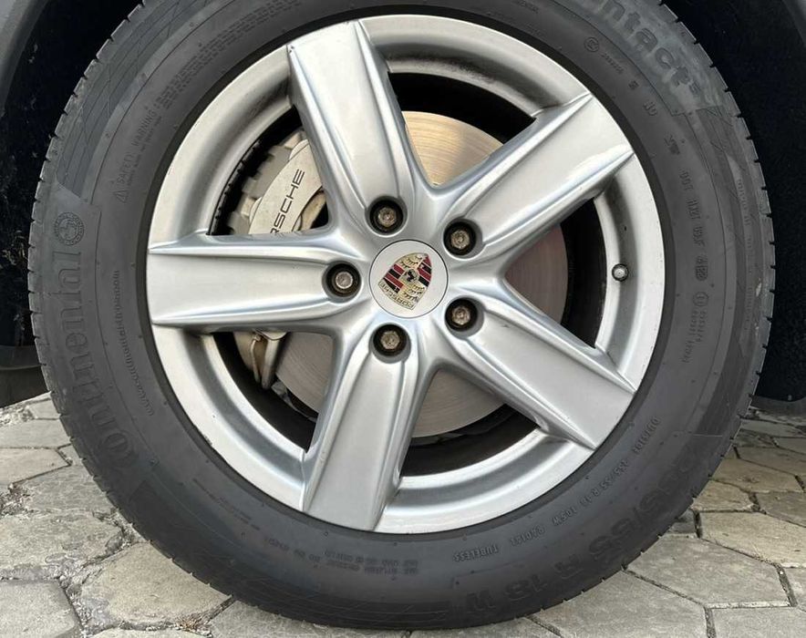 Porsche Cayenne 2011