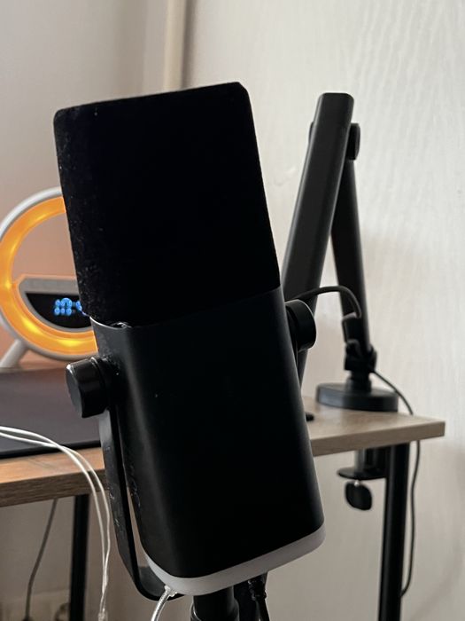 Мікрофон AM 8 Fifine